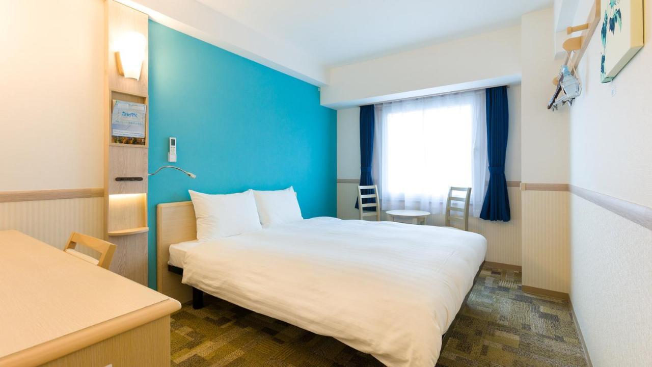 Toyoko Eki Higashi Guchi Hotel