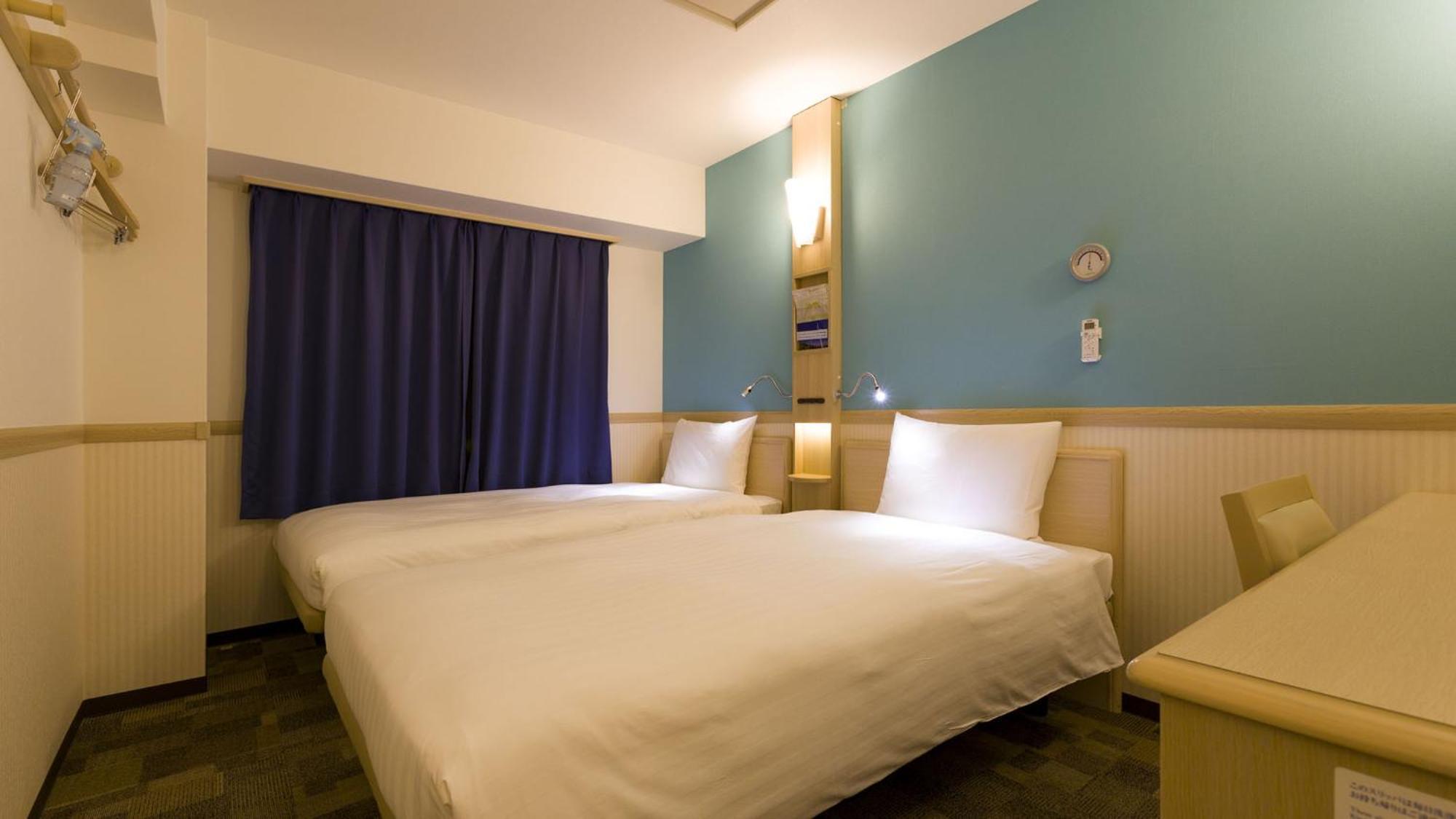 Toyoko Eki Higashi Guchi Hotel 3*